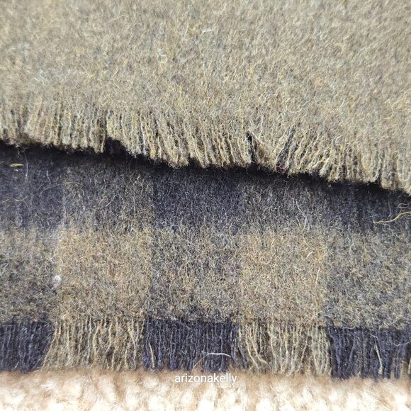 NWOT Banana Republic Wool Scarf Reversible Checks Black & Green Thick - Picture 5 of 13